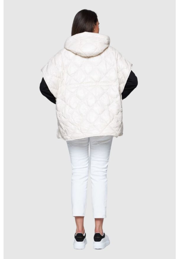 Hetrego - HETREGO Kremowy damski puchowy bezrękawnik Ginger z kapturem, Rozmiar S. Typ kołnierza: kaptur. Kolor: biały. Materiał: puch. Długość rękawa: bez rękawów