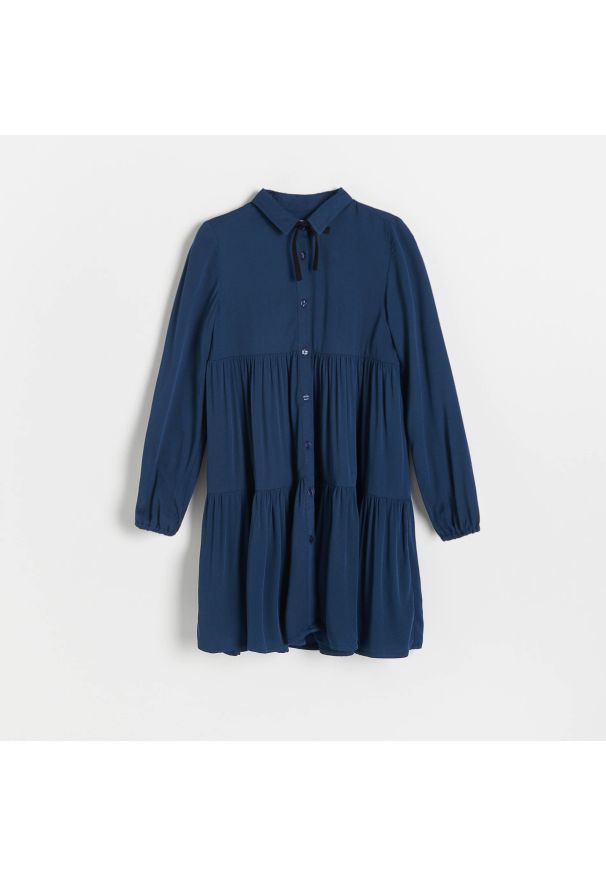 Reserved - Sukienka z doczepianą kokardką - Granatowy. Typ kołnierza: kokarda. Kolor: niebieski