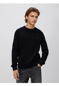 Reserved - Sweter z warkoczowym splotem - czarny. Kolor: czarny. Materiał: dzianina, bawełna. Wzór: ze splotem