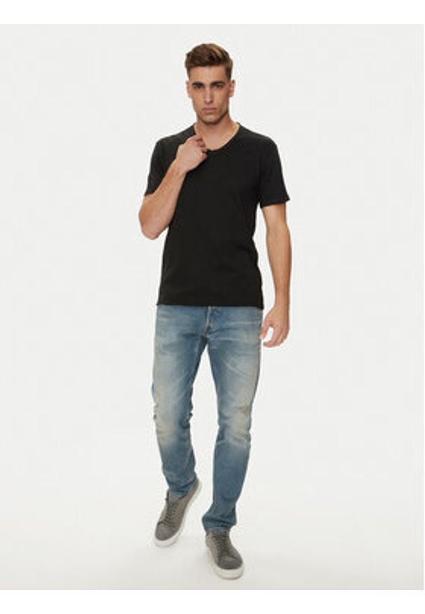 Replay T-Shirt M3591A.000.2660 Czarny Regular Fit. Kolor: czarny. Materiał: bawełna