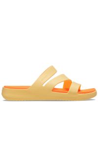 Klapki Crocs Getaway Strappy 209587-78Z - żółte. Kolor: żółty. Sezon: lato. Obcas: na platformie. Styl: klasyczny