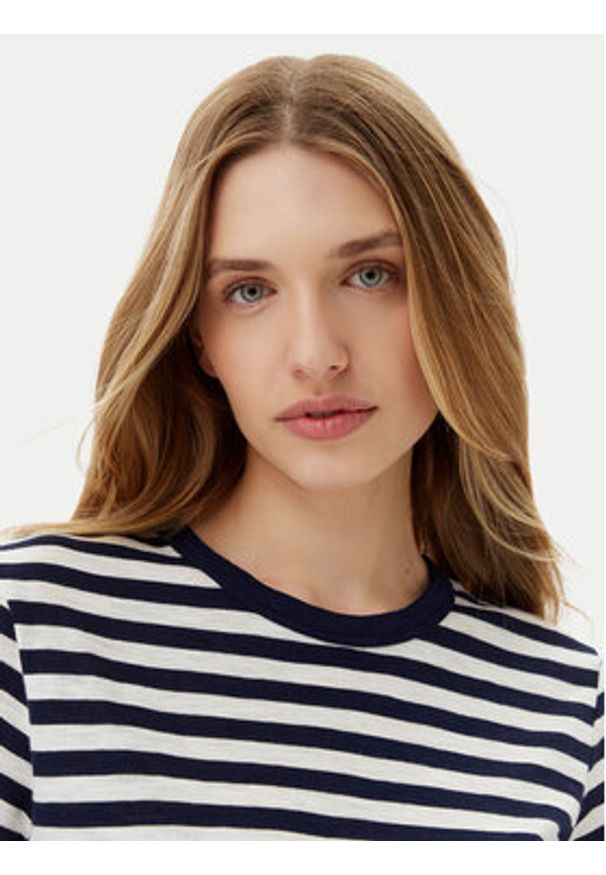 GAP - Gap T-Shirt 723661-00 Granatowy Regular Fit. Kolor: niebieski. Materiał: bawełna