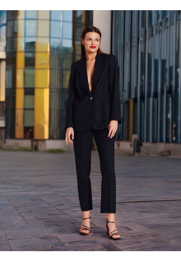 Sinsay - Marynarka z lnem - czarny. Kolor: czarny. Materiał: len. Styl: elegancki