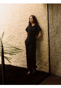 Reserved - Bluzka z modalem - czarny. Kolor: czarny. Materiał: tkanina