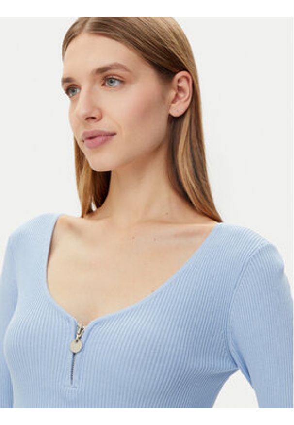 Morgan Sweter 232-MBANZA Błękitny Slim Fit. Kolor: niebieski. Materiał: wiskoza