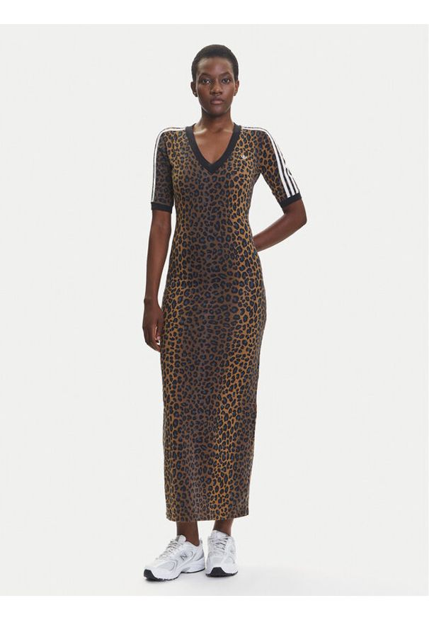 Adidas - adidas Sukienka codzienna Leopard JW2773 Brązowy Slim Fit. Okazja: na co dzień. Kolor: brązowy. Materiał: bawełna. Typ sukienki: proste. Styl: casual