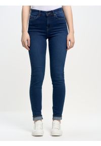 Big-Star - Spodnie jeans damskie z wysokim stanem z kolekcji Basic Clara 358. Stan: podwyższony. Kolor: niebieski. Styl: klasyczny, sportowy
