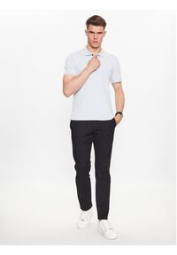 Guess Polo M3YP35 KBS60 Szary Slim Fit. Typ kołnierza: polo. Kolor: szary. Materiał: syntetyk