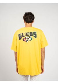 Guess T-Shirt | M0FI0ER9XF0 | Mężczyzna | Żółty. Okazja: na co dzień. Kolor: żółty. Materiał: bawełna. Wzór: nadruk. Styl: casual
