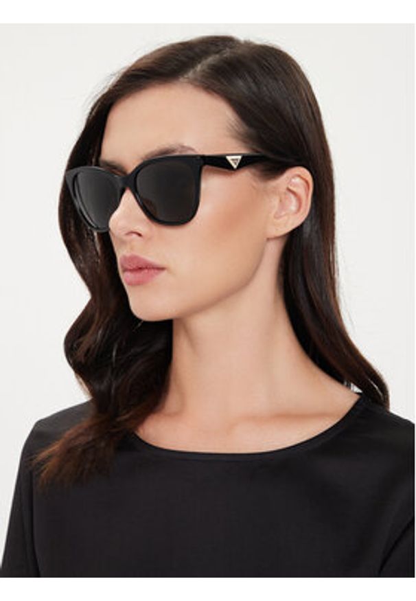 Emporio Armani Okulary przeciwsłoneczne 0EA4222U 501787 Czarny. Kolor: czarny