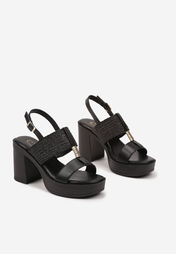 Renee - Czarne Sandały na z Platformie i Słupku Ozdobione Plecionką i Aplikacją Ilovira. Okazja: na co dzień. Zapięcie: sprzączka. Kolor: czarny. Wzór: aplikacja. Sezon: lato. Obcas: na platformie. Styl: casual, elegancki. Wysokość obcasa: średni