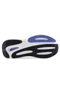 Buty męskie New Balance Fresh Foam 860 v15 M8607B2 – niebieskie. Okazja: na co dzień. Kolor: niebieski. Materiał: mesh. Szerokość cholewki: normalna. Wzór: geometria. Sport: bieganie, fitness #5