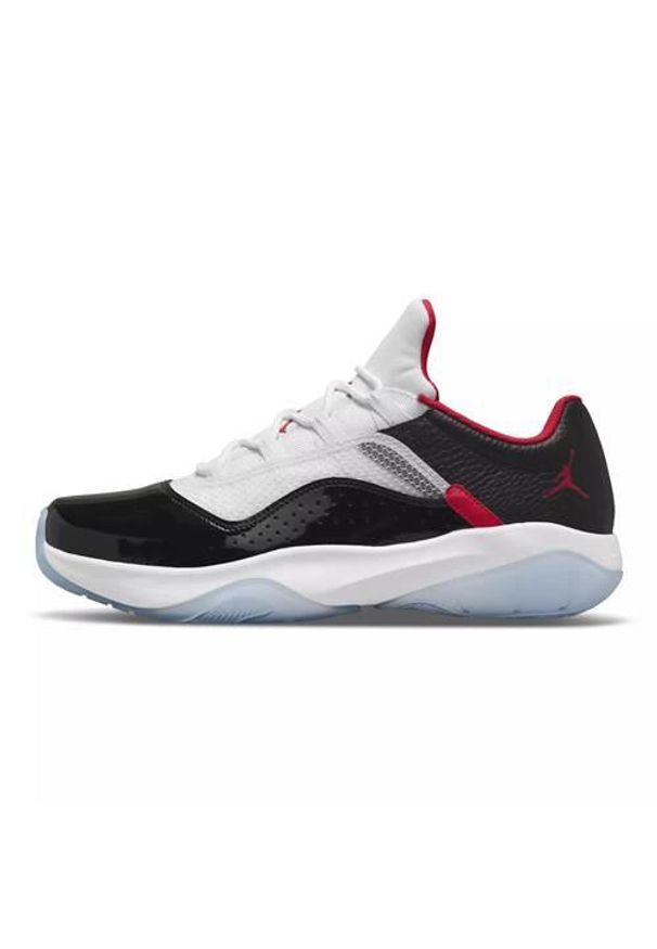 Buty koszykarskie męskie Nike Air Jordan 11 Cmft Low. Zapięcie: sznurówki. Kolor: czarny. Materiał: materiał, syntetyk, guma. Szerokość cholewki: normalna. Model: Nike Air Jordan. Sport: koszykówka