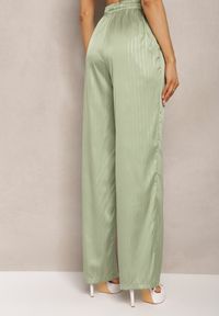 Renee - Zielone Szerokie Spodnie z Gumką w Talii i Błyszczącym Wzorem w Paski Zoyama. Kolor: zielony. Wzór: paski #3