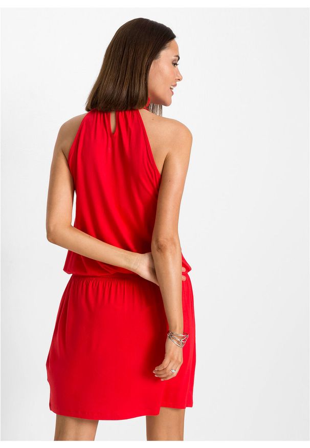 Sukienka z dekoltem halter bonprix truskawkowy. Typ kołnierza: dekolt halter. Kolor: czerwony
