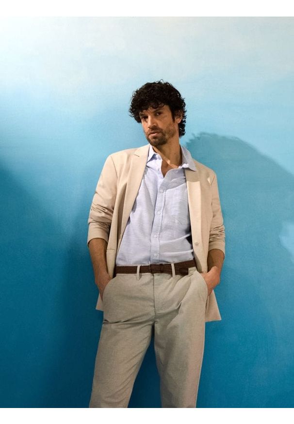 Sinsay - Bawełniana koszula z krótkim rękawem - błękitny. Kolor: niebieski. Materiał: bawełna. Długość rękawa: krótki rękaw. Długość: krótkie