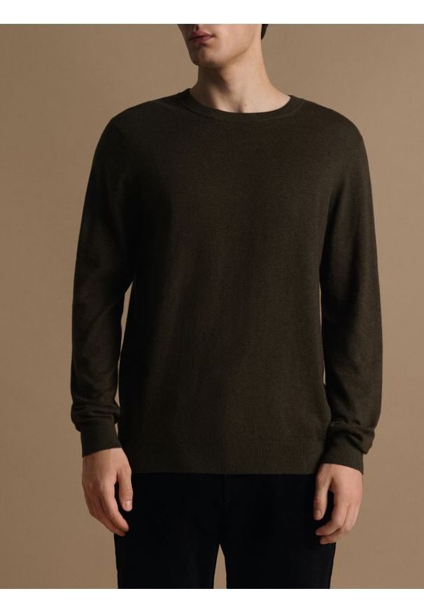 Reserved - Sweter z domieszką kaszmiru - zielony. Kolor: zielony. Materiał: kaszmir