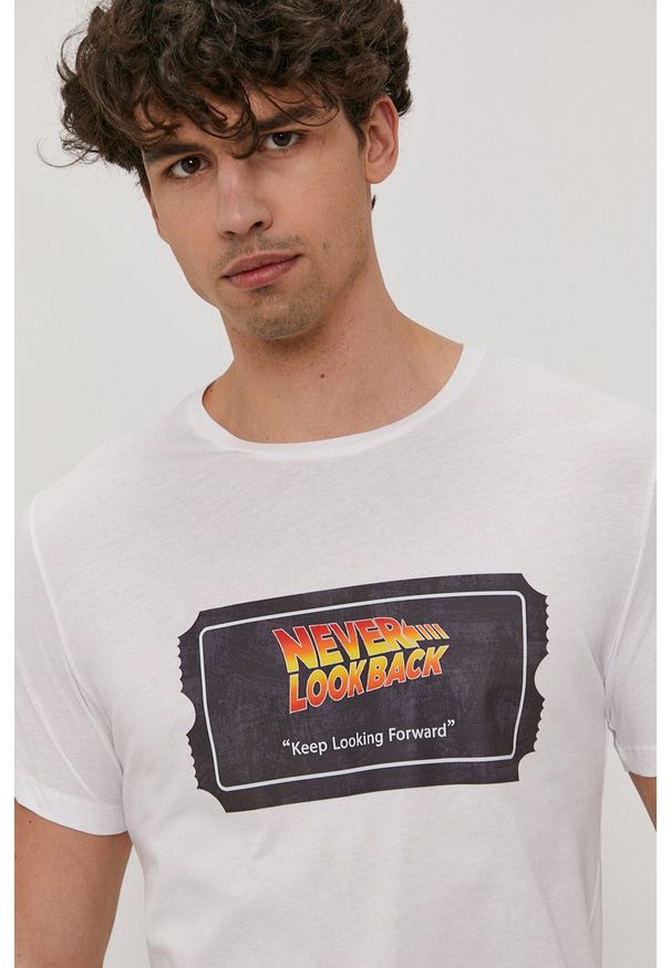 John Frank - T-shirt. Okazja: na co dzień. Kolor: biały. Wzór: nadruk. Styl: casual