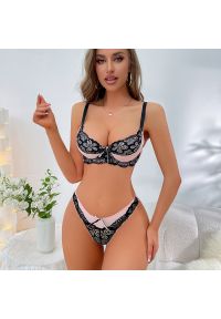 Intica - Komplet bielizny koronkowej na romantyczne wieczory Fanelie. Kolor: czarny. Materiał: koronka. Wzór: koronka