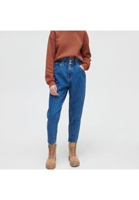 Cropp - Niebieskie jeansy slouchy high waist - Niebieski. Stan: podwyższony. Kolor: niebieski #1