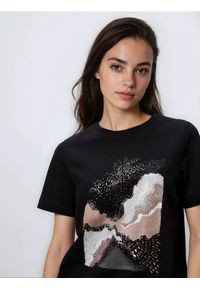 Reserved - T-shirt z nadrukiem - czarny. Kolor: czarny. Materiał: dzianina, bawełna. Wzór: nadruk