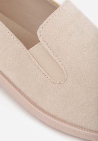 Renee - Beżowe Eleganckie Mokasyny z Ekozamszu Wiallara. Okazja: na co dzień. Kolor: beżowy. Wzór: gładki. Obcas: na obcasie. Styl: elegancki. Wysokość obcasa: niski #7