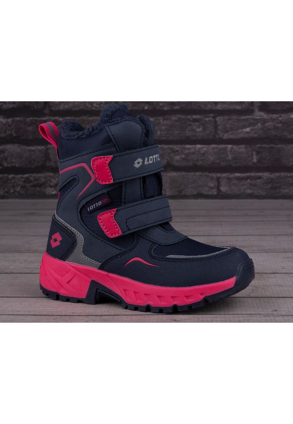 LOTTO - Buty dziecięce zimowe śniegowce Lotto ALSTYNE TEX K. Kolor: niebieski, wielokolorowy, różowy. Sezon: zima. Sport: turystyka piesza