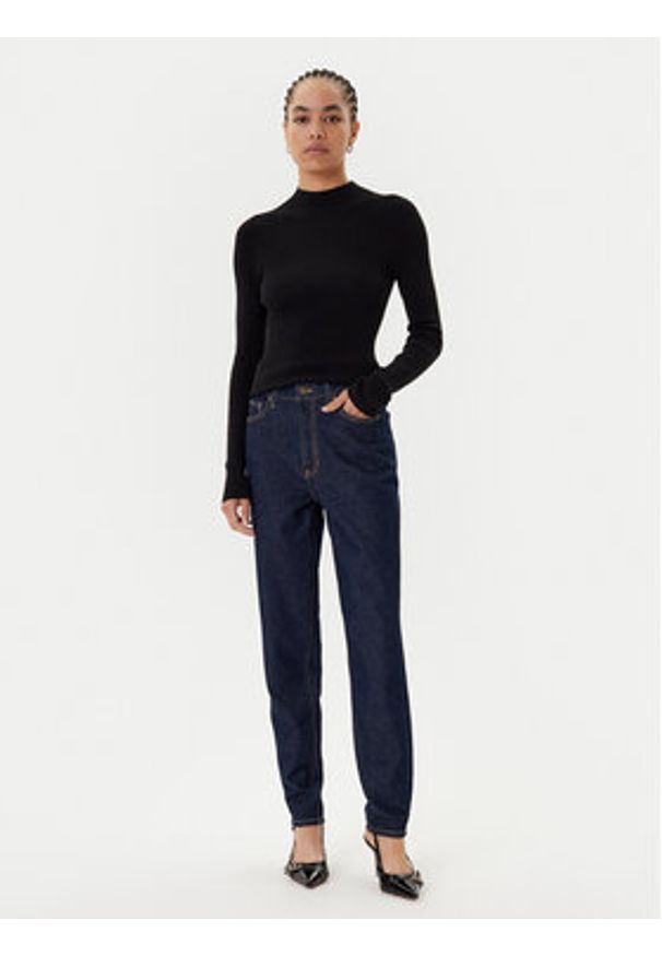 Guess Golf W5BR15 Z3OW2 Czarny Slim Fit. Typ kołnierza: golf. Kolor: czarny. Materiał: syntetyk