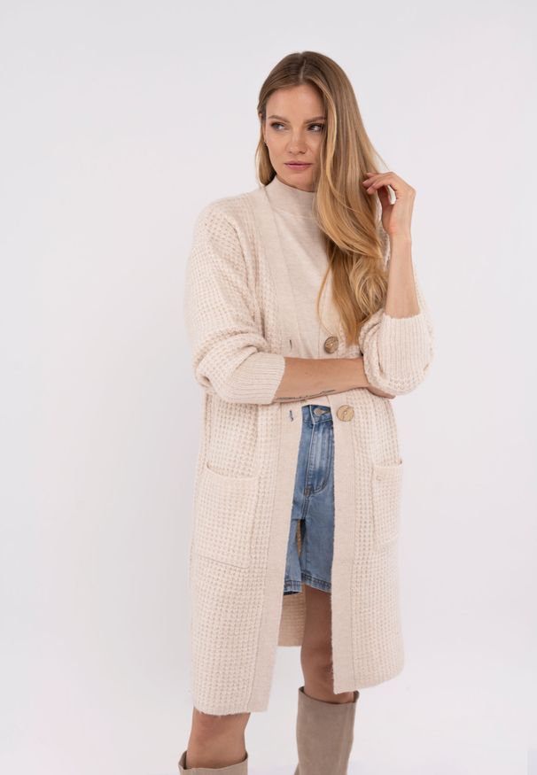 Volcano - Długi kardigan S-KALA. Okazja: na co dzień. Typ kołnierza: dekolt w serek. Kolor: kremowy. Materiał: tkanina, elastan, poliamid, materiał, poliester, akryl, wełna, jeans. Długość: długie. Wzór: kratka. Sezon: zima, jesień. Styl: casual