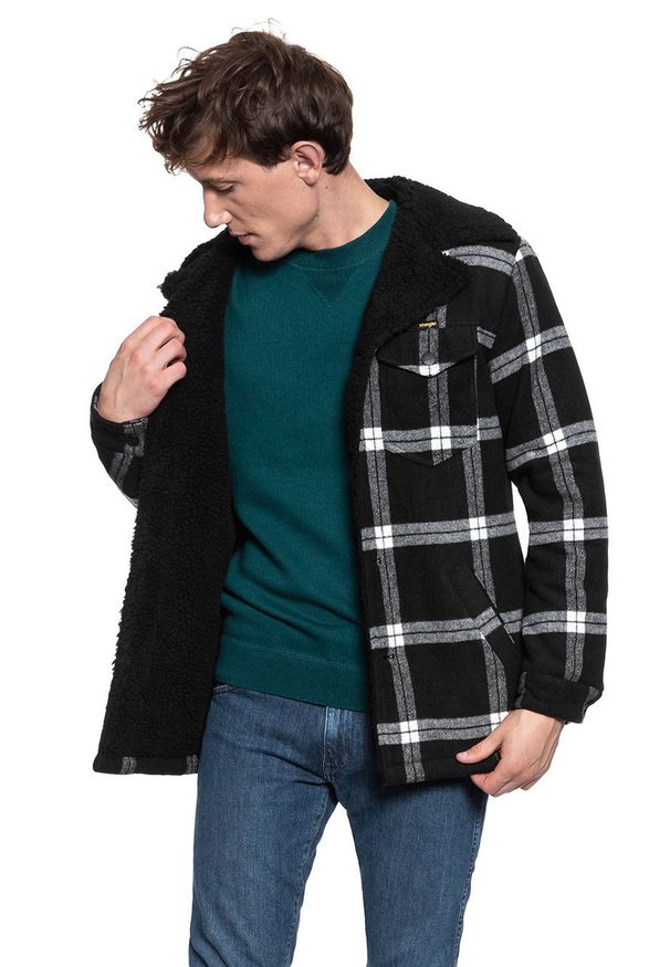 Wrangler - KURTKA ZIMOWA WRANGLER WRANGE COAT BLACK W463XS100 112128915. Sezon: zima