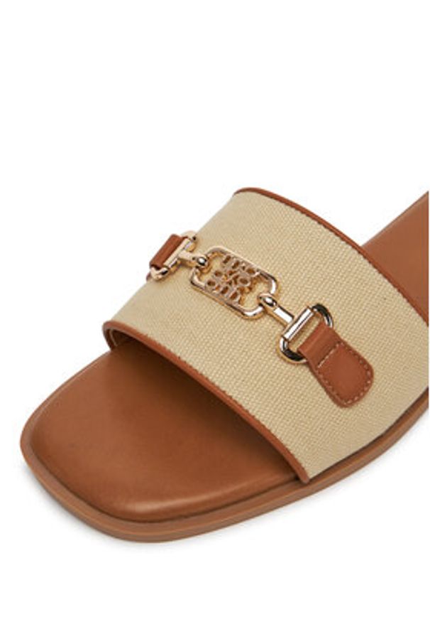 Nine West Klapki 678322-84 Beżowy. Kolor: beżowy. Materiał: materiał