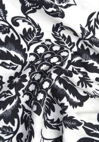 Born2be - Biało-Czarna Pudełkowa Sukienka z Wiskozy w Stylu Casual z Wiązanym Paskiem Tepena. Okazja: na co dzień. Kolekcja: plus size. Kolor: biały. Materiał: wiskoza. Sezon: lato. Typ sukienki: proste. Styl: casual #5