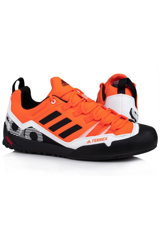 Adidas - Buty męskie sportowe trekkingowe ADIDAS TERREX SWIFT SOLO. Kolor: wielokolorowy, pomarańczowy, czarny, szary. Model: Adidas Terrex