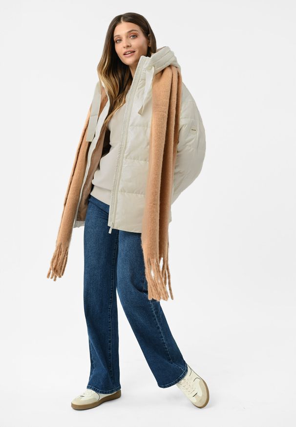 Volcano - Pikowana kurtka oversize J-LAVEO. Materiał: poliester, włókno, materiał. Wzór: napisy. Sezon: zima, jesień. Styl: elegancki