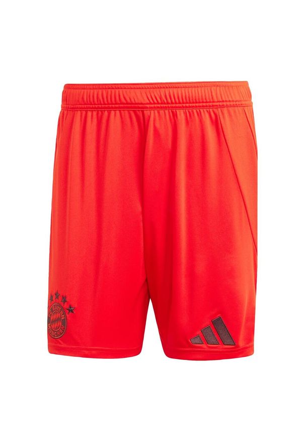 Adidas - Szorty FC Bayern 24/25 Home. Kolor: czerwony. Materiał: materiał. Sport: piłka nożna