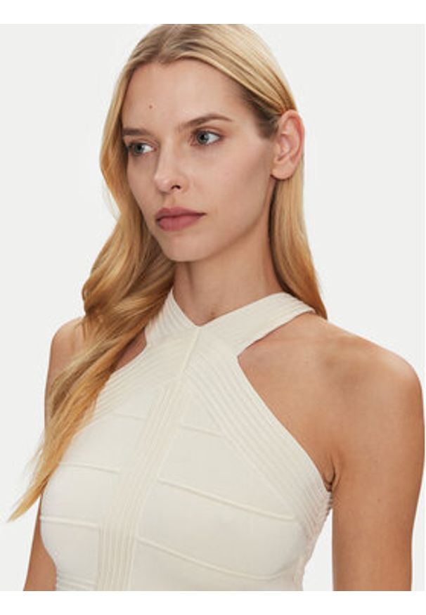 Guess Top W5GR32 Z2XY0 Biały Regular Fit. Kolor: biały. Materiał: wiskoza