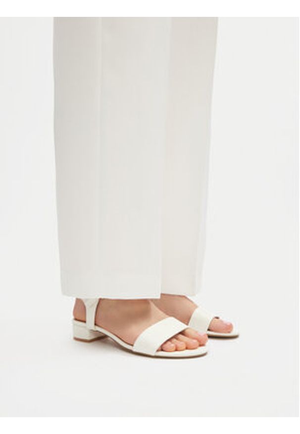 Jenny - JENNY Sandały WS21167-01 Biały. Kolor: biały. Materiał: materiał, syntetyk