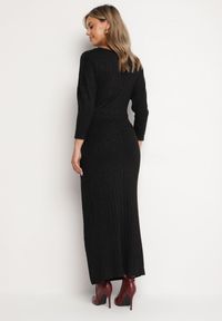 Born2be - Czarna Sukienka z Wiskozą Ozdobiona Wiązaniem i Metaliczną Nicią Ellinira. Okazja: na co dzień. Kolor: czarny. Materiał: wiskoza. Wzór: aplikacja. Typ sukienki: proste. Styl: casual, elegancki #2
