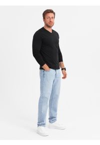 Ombre Clothing - Zestaw longsleeve męski V-NECK - mix 2-pak V4 - Rozmiar: XXL. Okazja: na co dzień. Kolor: czarny. Materiał: tkanina, skóra, materiał, bawełna. Długość rękawa: długi rękaw. Długość: długie. Wzór: gładki, jednolity. Styl: klasyczny, wizytowy, casual