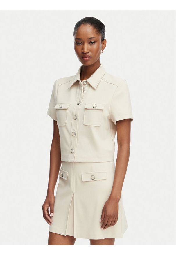 Guess Koszula W6RH83 KCMU2 Beżowy Regular Fit. Kolor: beżowy. Materiał: syntetyk