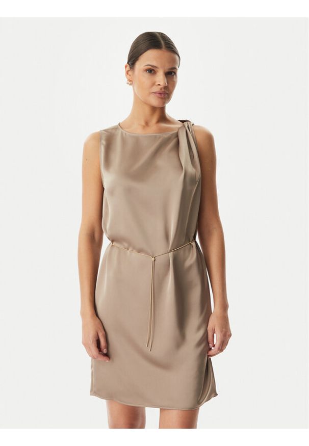 Hugo - HUGO Sukienka koktajlowa Koberi 50566963 Brązowy jasny Regular Fit. Kolor: brązowy. Materiał: syntetyk. Styl: wizytowy