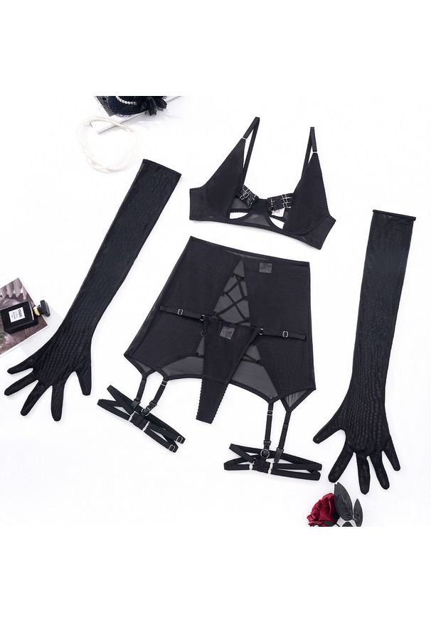 Intica - Koronkowy komplet bielizny na romantyczny wieczór Liljanka. Kolor: czarny. Materiał: koronka. Wzór: aplikacja, koronka