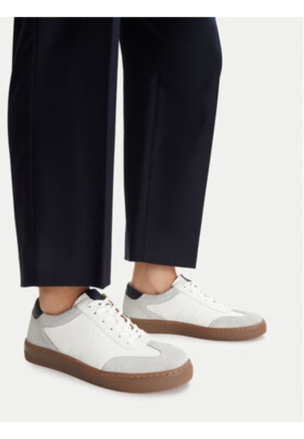 Lasocki Sneakersy CEO-WI16-D557-03 Biały. Kolor: biały. Materiał: materiał