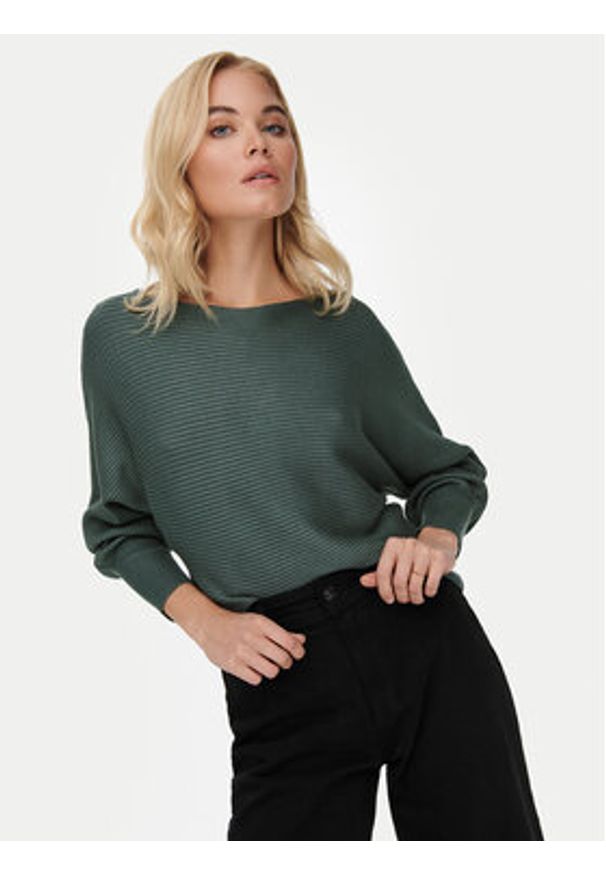only - ONLY Sweter Adaline 15226298 Zielony Relaxed Fit. Kolor: zielony. Materiał: wiskoza