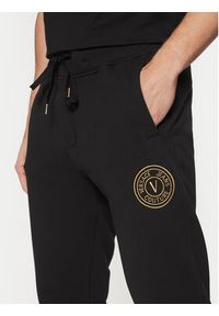 Versace Jeans Couture Spodnie dresowe 78GAAT00 Czarny Regular Fit. Kolor: czarny. Materiał: bawełna