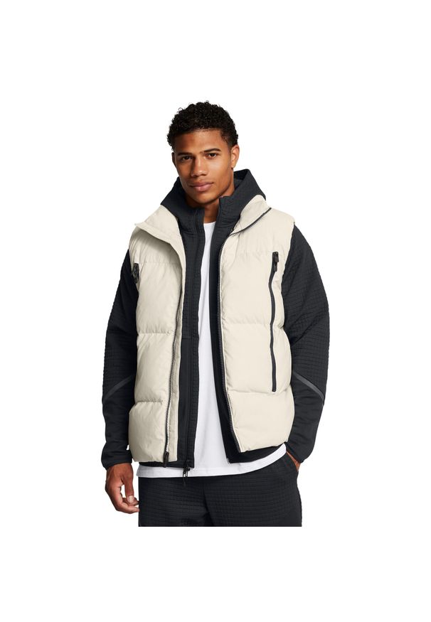 Kurtka puchowa bez rękawów Under Armour Limitless. Kolor: czarny, biały, wielokolorowy. Materiał: puch. Długość rękawa: bez rękawów