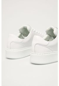 Karl Lagerfeld - Buty skórzane. Nosek buta: okrągły. Zapięcie: sznurówki. Kolor: biały. Materiał: skóra. Szerokość cholewki: normalna #5