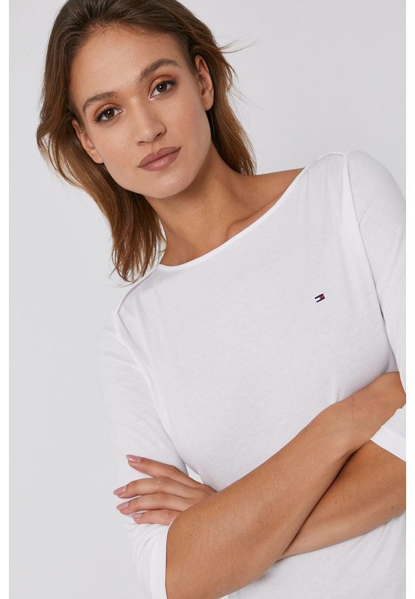 TOMMY HILFIGER - Tommy Hilfiger - Longsleeve bawełniany. Okazja: na co dzień. Kolor: biały. Materiał: bawełna. Długość rękawa: długi rękaw. Wzór: gładki. Styl: casual