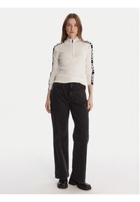 DKNY Sweter P5MSAY01 Écru Slim Fit. Materiał: wiskoza
