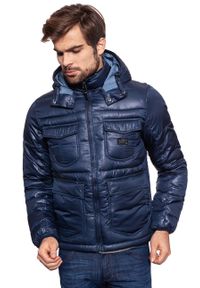 Lee - KURTKA ZIMOWA LEE LOCO PUFFER NAVY L87NWS35. Typ kołnierza: kołnierzyk stójkowy. Materiał: materiał. Sezon: zima